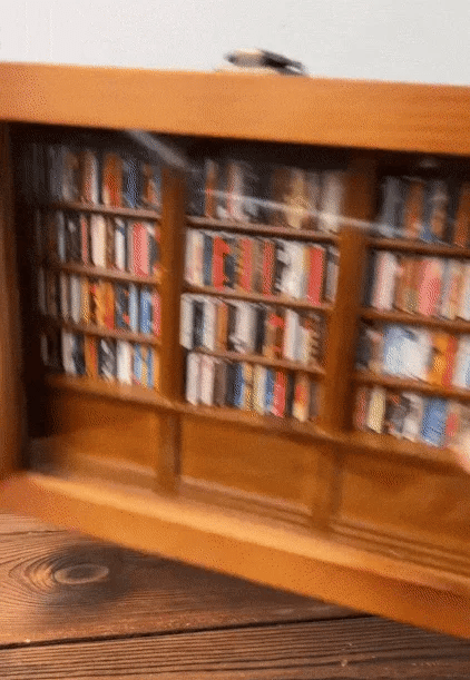 Anxiety Bookshelf — The Stress-Relief Desk Toy